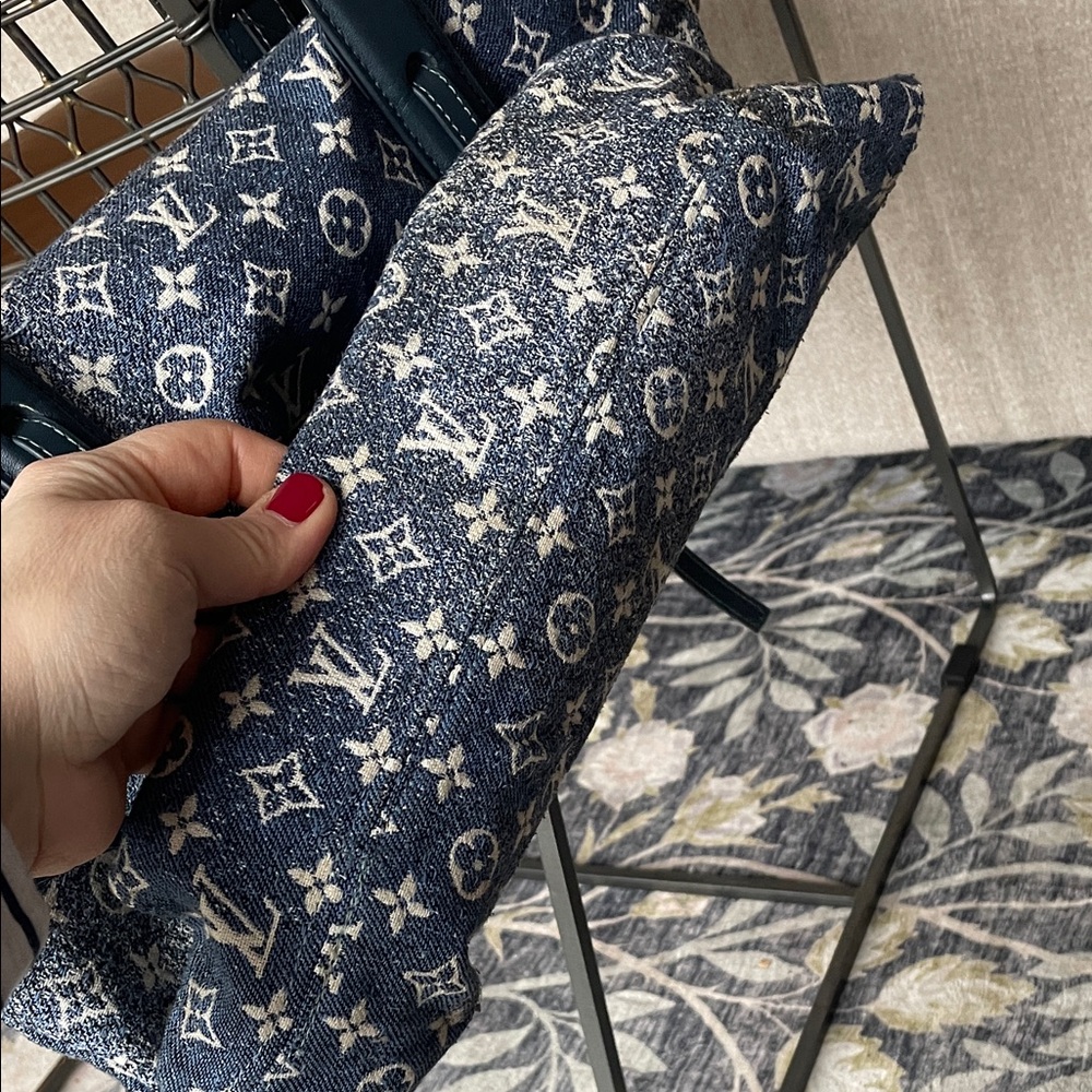 Fashion Blue Monogram Denim Tote Bag - Picture 11 of 16
